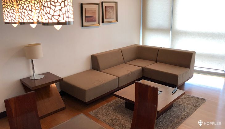 "1BR Condo for Rent in The Residences at Greenbelt, Legazpi Village, Makati"03