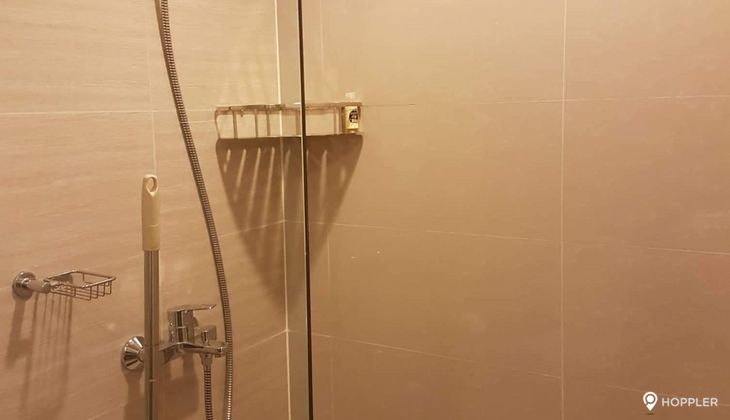 "Studio Condo for Rent in Uptown Parksuites, BGC - Bonifacio Global City, Taguig"02