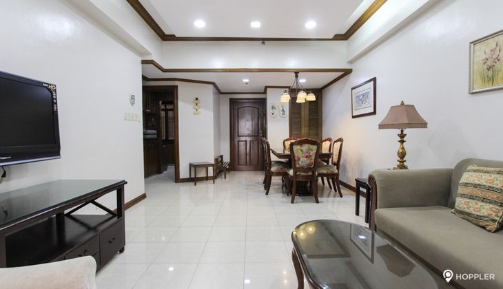 "2BR Condo for Rent in Paseo Parkview Suites, Salcedo Village, Makati"02