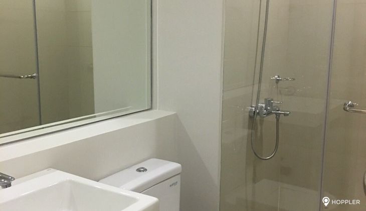 "2BR Condo for Rent in Arya Residences, BGC - Bonifacio Global City, Taguig"03