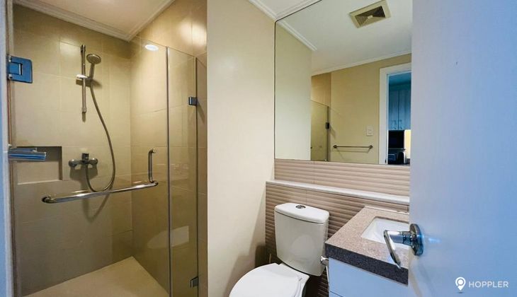 "Studio Condo for Rent in The Grove by Rockwell, Ugong, Pasig"04