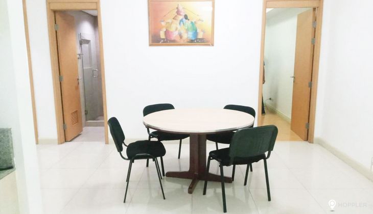 "2BR Condo for Rent in Signa Designer Residences, Salcedo Village, Makati"02