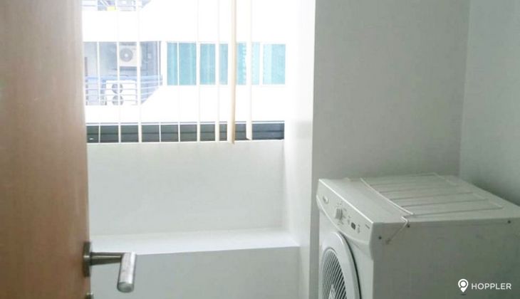 "2BR Condo for Rent in Signa Designer Residences, Salcedo Village, Makati"09