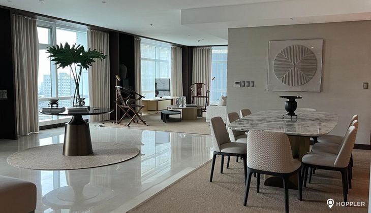 "3BR Condo for Rent in Two Roxas Triangle, Salcedo Village, Makati"05
