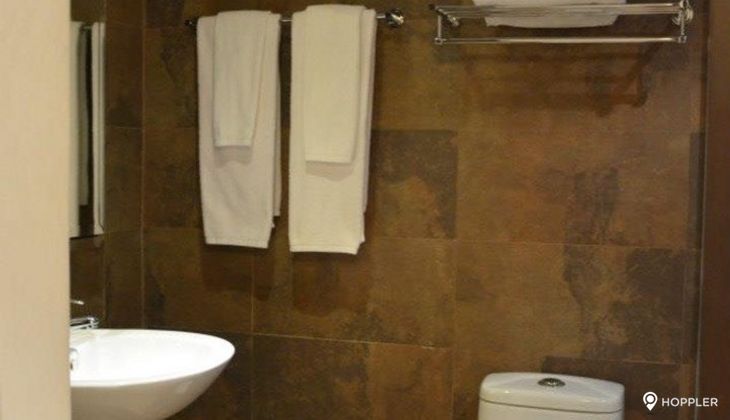 "2BR Condo for Rent in South of Market Private Residences, BGC - Bonifacio Global City, Taguig"05