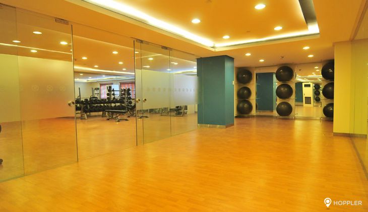 "Studio Condo for Rent in Morgan Suites Executive Residences, McKinley Hill, Taguig"06