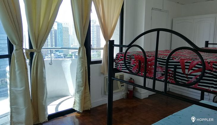 "2BR Condo for Rent in Asian Mansion II, Legazpi Village, Makati"06