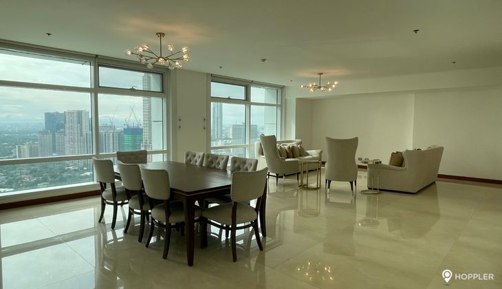 "3BR Condo for Rent in Two Roxas Triangle, Salcedo Village, Makati"02