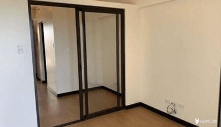 "1BR