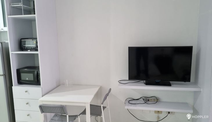 "Studio Condo for Rent in Paseo Parkview Suites, Salcedo Village, Makati"07