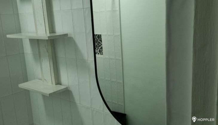 "Studio Condo for Rent in Paseo Parkview Suites, Salcedo Village, Makati"10