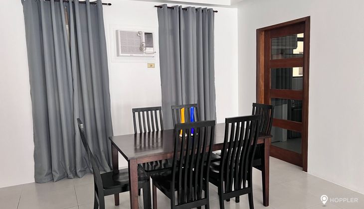 "1BR Condo for Rent in Paseo Parkview Suites, Salcedo Village, Makati"02