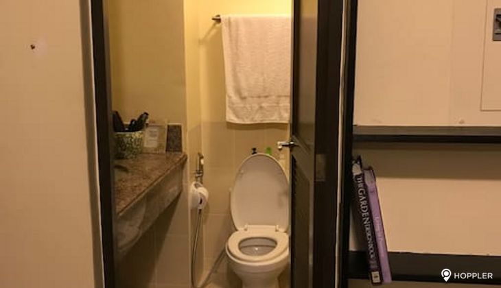 "2BR Condo for Rent in Magnolia Place, Novaliches, Quezon City"06