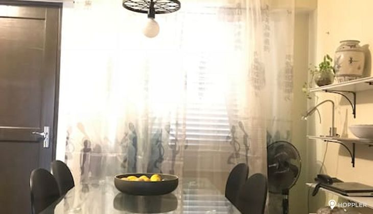 "2BR Condo for Rent in Magnolia Place, Novaliches, Quezon City"09
