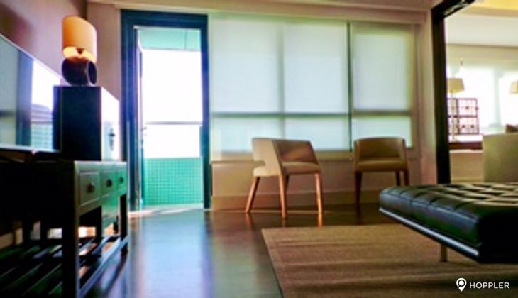 "3BR Condo for Rent in Edades Tower and Garden Villas, Rockwell Center, Makati"04