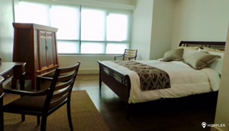 "3BR Condo for Rent in Edades Tower and Garden Villas, Rockwell Center, Makati"05