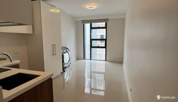 "2BR Condo for Rent in Arbor Lanes, Arca South, Taguig"07