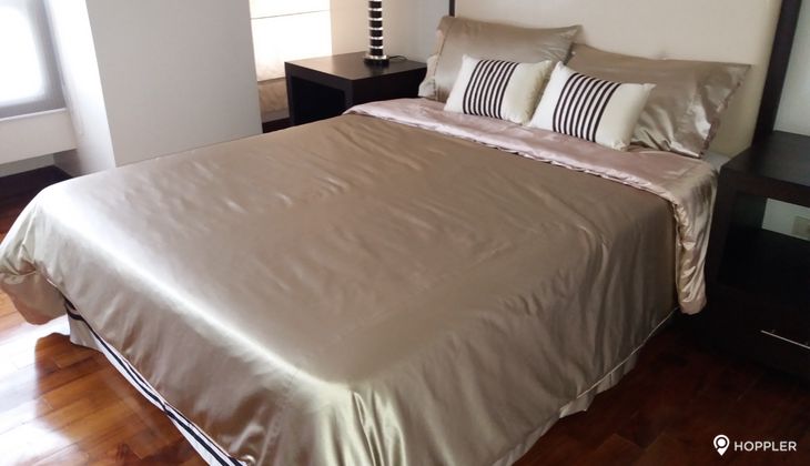 "2BR Condo for Rent in The Residences at Greenbelt, Legazpi Village, Makati"07