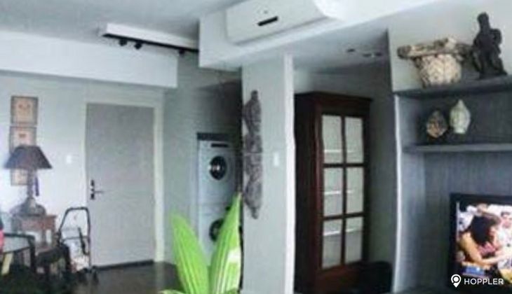 "1BR Condo for Rent in Edades Tower and Garden Villas, Rockwell Center, Makati"03