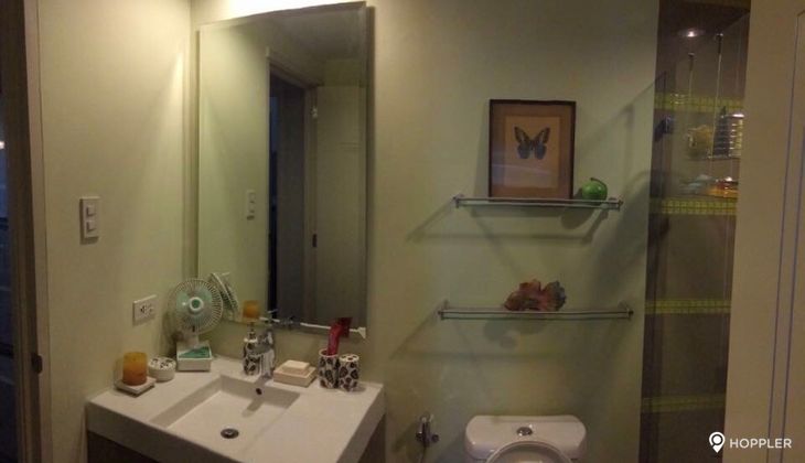 "1BR Condo for Rent in Edades Tower and Garden Villas, Rockwell Center, Makati"10