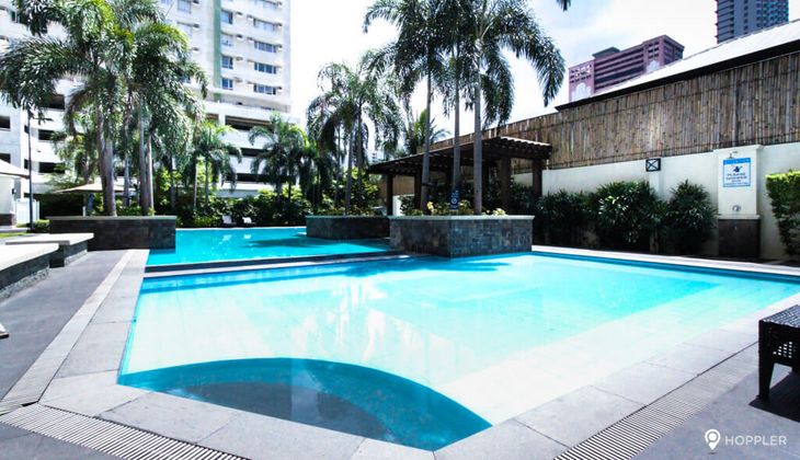 "2BR Condo for Rent in Avida Towers Makati West, San Antonio Village, Makati"08