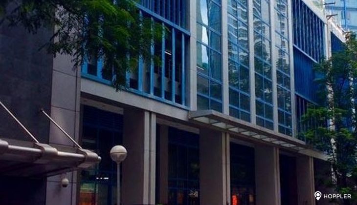"2BR Condo for Rent in Three Central, Salcedo Village, Makati"08