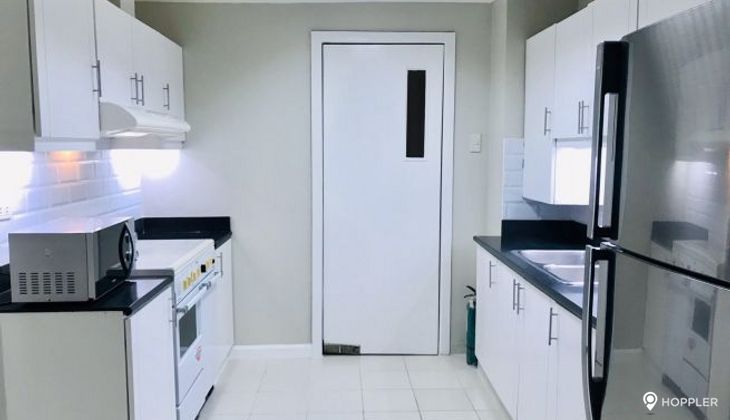 "3BR Condo for Rent in Classica Tower Condominium, Salcedo Village, Makati"05