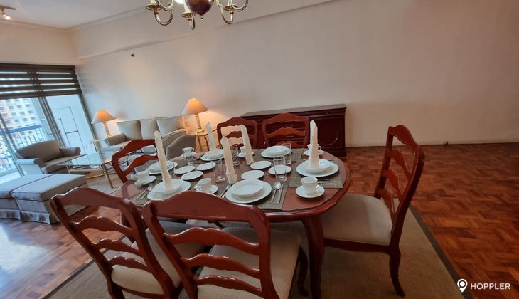 "2BR Condo for Rent in The Frabella 1, Legazpi Village, Makati"05