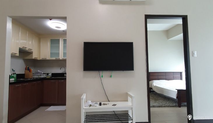 "1BR Condo for Rent in 8 Forbes Town Road, BGC - Bonifacio Global City, Taguig"04