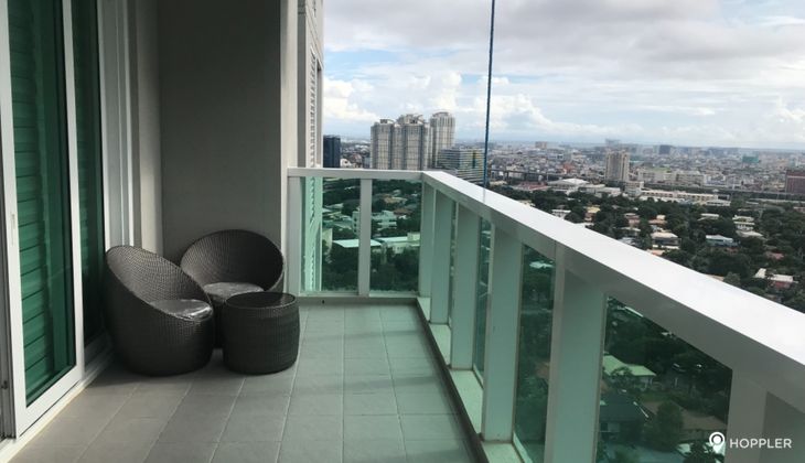 "1BR Condo for Rent in Park Terraces, San Lorenzo Village, Makati"02