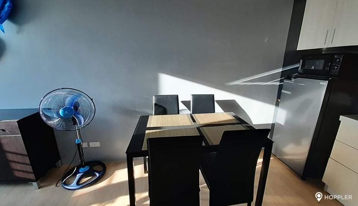 "2BR Condo for Rent in Rivergreen Residences, Santa Ana, Manila"10