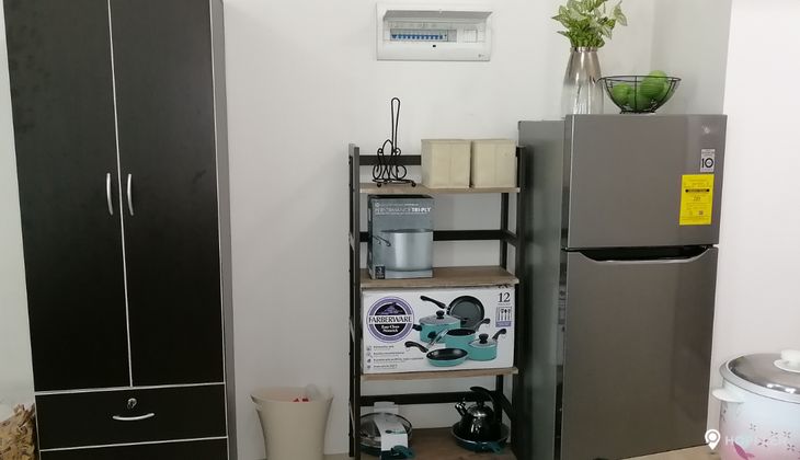 "Studio Condo for Rent in Beacon Tower, Legazpi Village, Makati"06