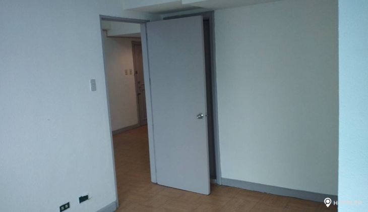 "1BR Condo for Rent in Makati Prime Tower Suites, Bel-Air Village, Makati"02