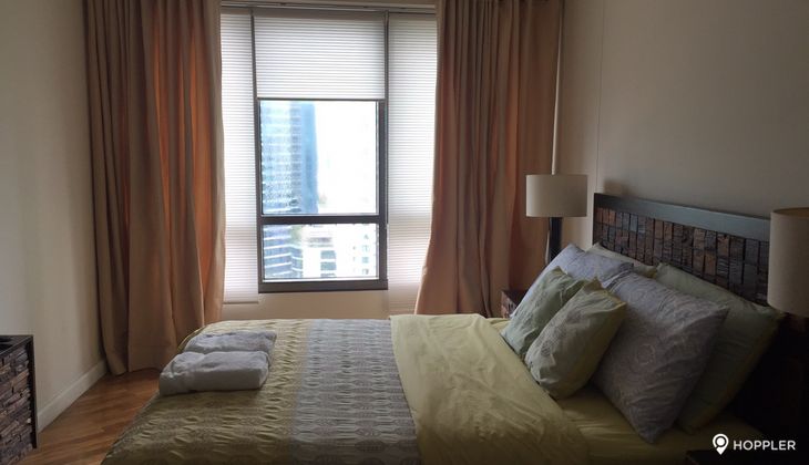 "1BR Condo for Rent in Joya Lofts and Towers, Rockwell Center, Makati"02