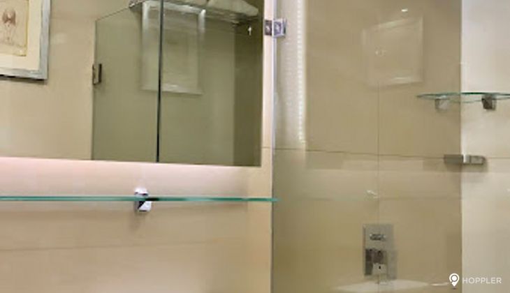 "1BR Condo for Rent in Solstice, Carmona, Makati"05