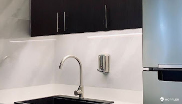 "1BR Condo for Rent in Solstice, Carmona, Makati"06