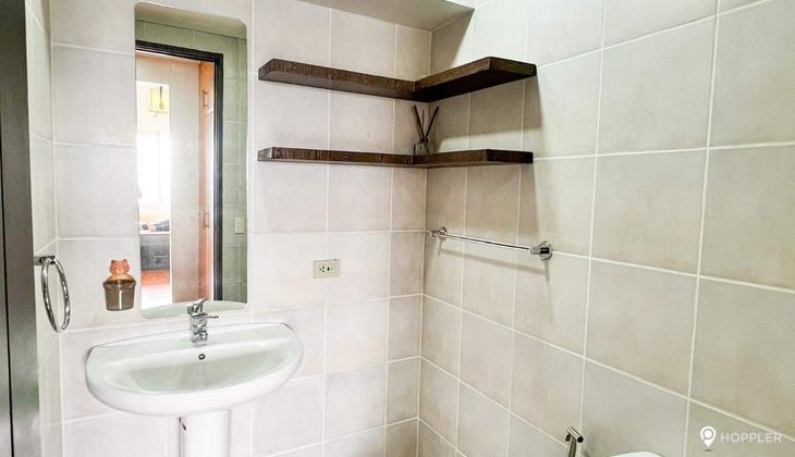 "1BR Condo for Rent in Fairways Tower, BGC - Bonifacio Global City, Taguig"06