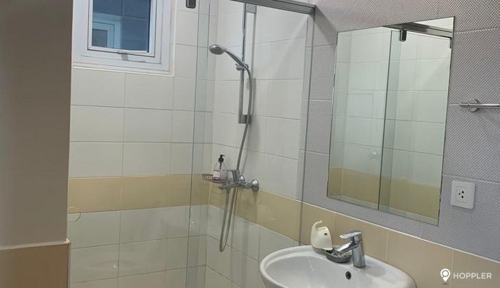 "2BR Condo for Rent in The Trion Towers, BGC - Bonifacio Global City, Taguig"08