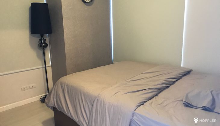 "1BR Condo for Rent in Senta, Legazpi Village, Makati"02