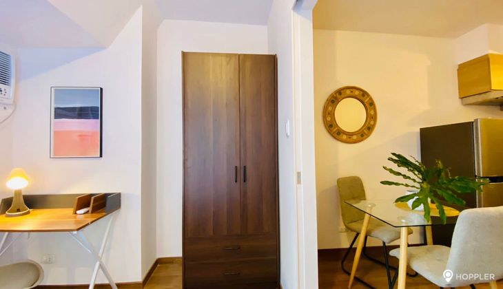 "1BR Condo for Rent in The Rise Makati, San Antonio Village, Makati"04