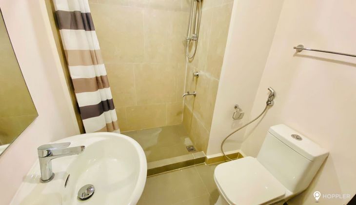 "1BR Condo for Rent in The Rise Makati, San Antonio Village, Makati"08