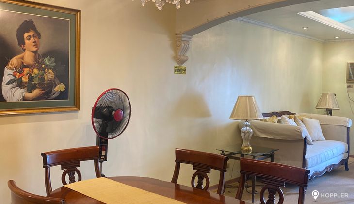 "3BR Condo for Rent in Elizabeth Place, Salcedo Village, Makati"03