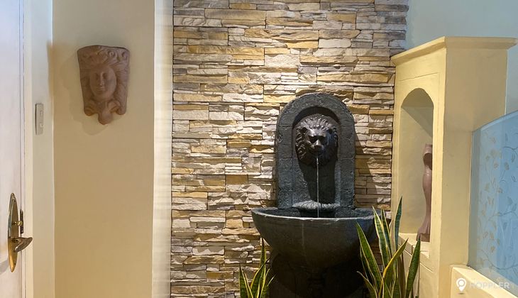 "3BR Condo for Rent in Elizabeth Place, Salcedo Village, Makati"04