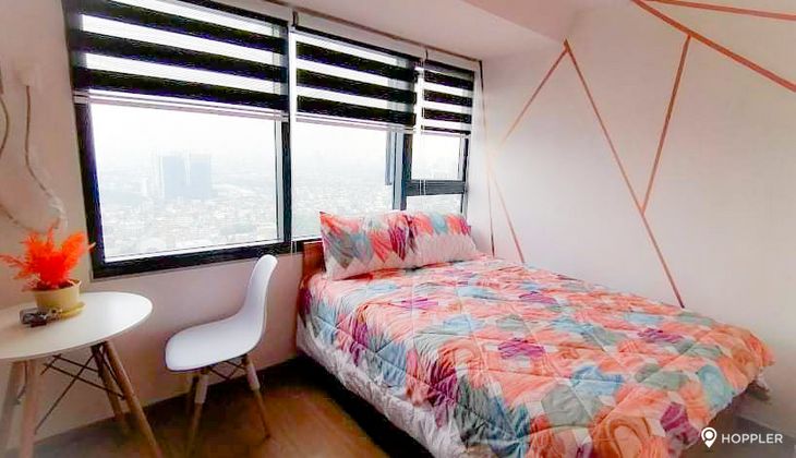 "1BR