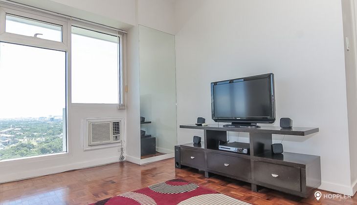 "2BR Condo for Rent in Fifth Avenue Place, BGC - Bonifacio Global City, Taguig"05