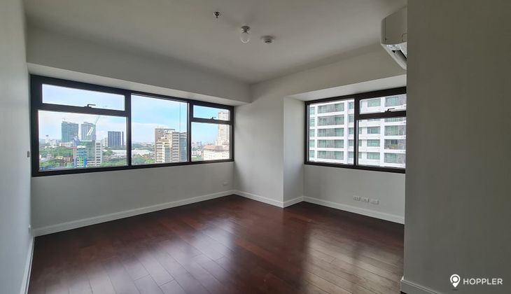 "2BR Condo for Rent in The Alcoves, Cebu City Business Park, Cebu"03