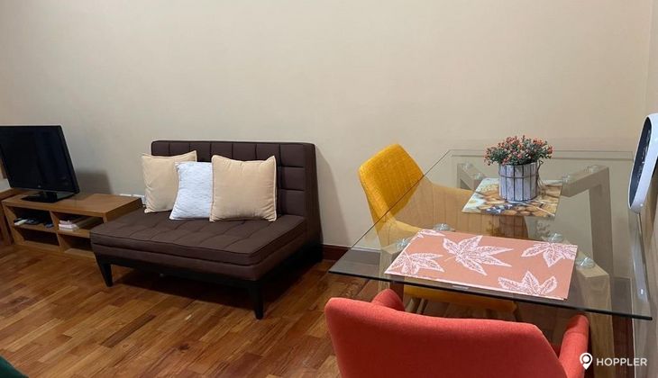 "Studio Condo for Rent in Mosaic at Greenbelt, Legazpi Village, Makati"02