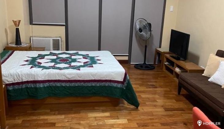 "Studio Condo for Rent in Mosaic at Greenbelt, Legazpi Village, Makati"06