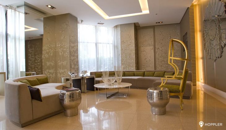 "Studio Condo for Rent in Mosaic at Greenbelt, Legazpi Village, Makati"10