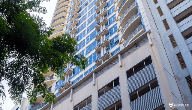 "Studio Condo for Rent in Greenbelt Madison, Legazpi Village, Makati"07